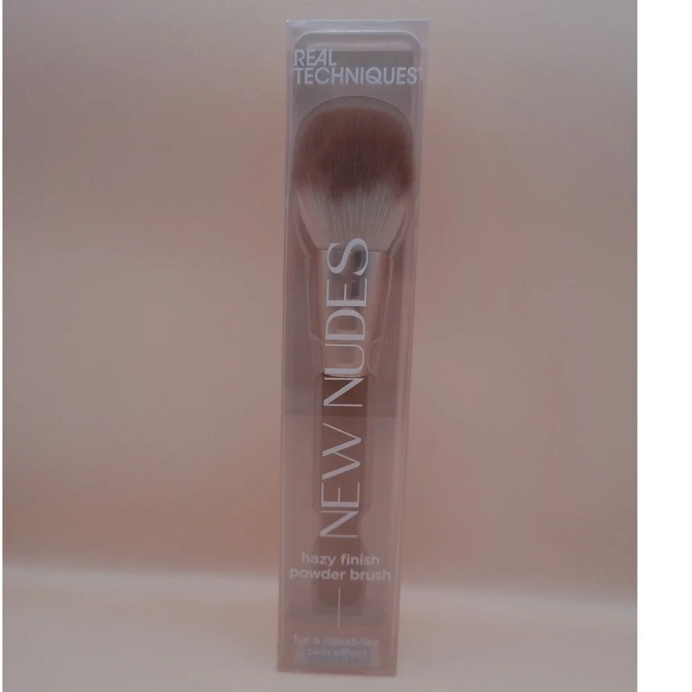 Real Techniques New Nudes 091 Hazy Finish Powder Makeup Brush Tool NIB